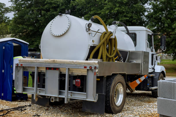Portable Toilet Options We Offer in Dunlap, OH